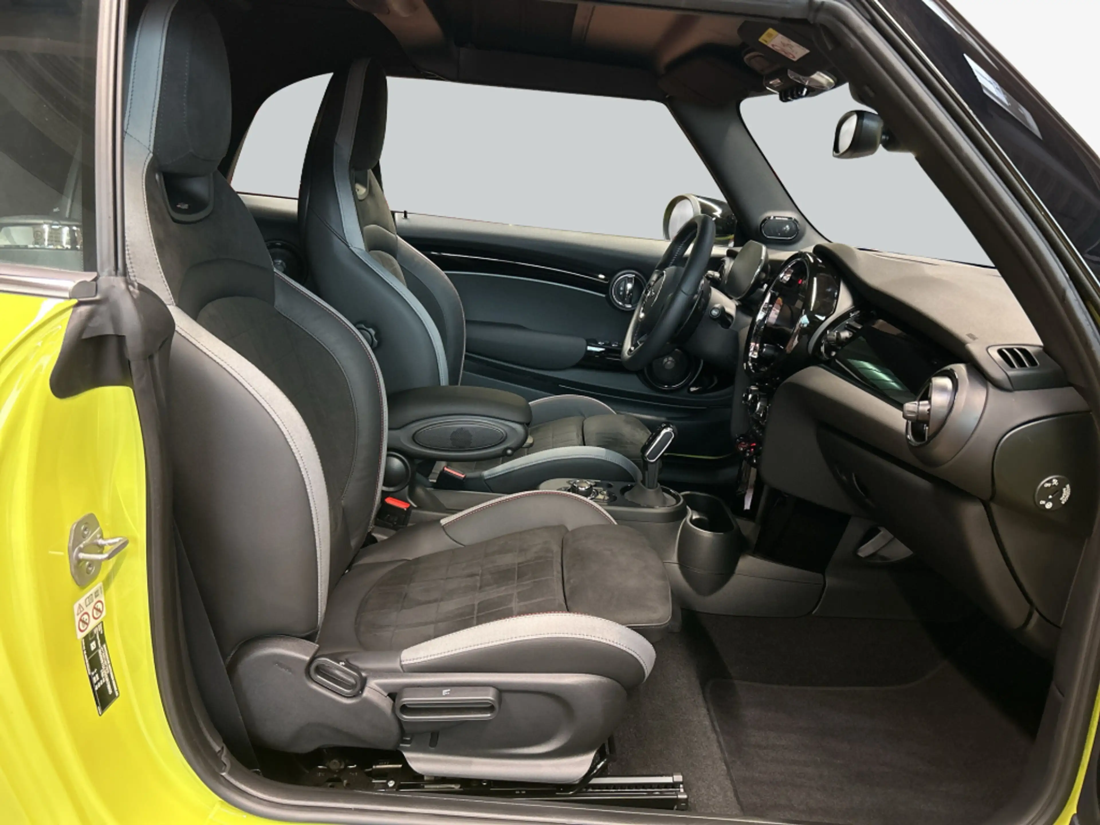 MINI John Cooper Works Cabrio John Cooper Works Cabrio Aut. John Cooper Works Tr — photo 12