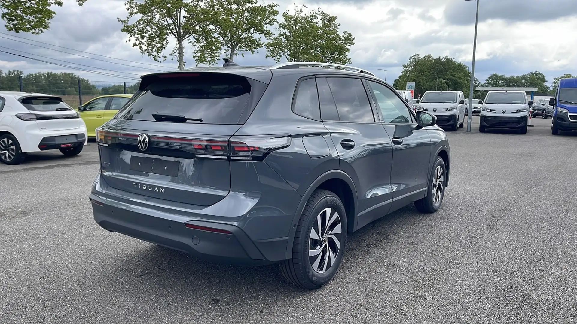 Volkswagen Tiguan 2.0 TDI 150CH LIFE PLUS DSG7 - 2