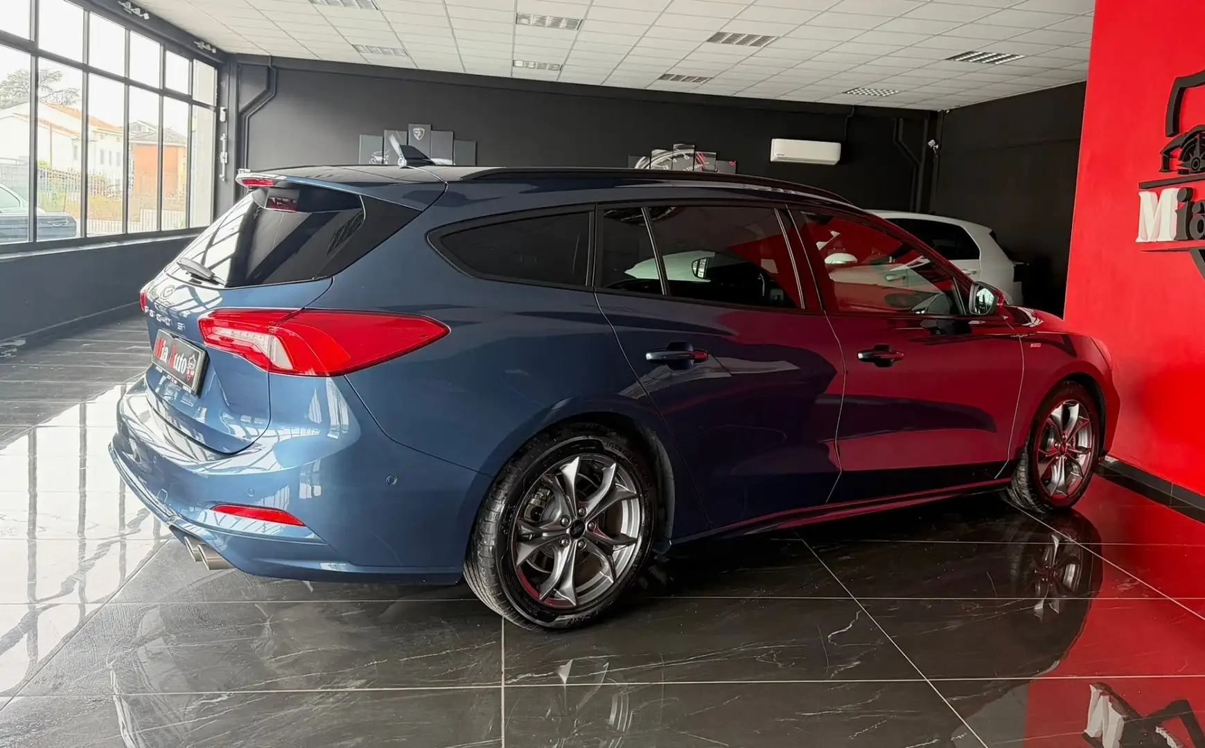Ford Focus Focus 1.5 EcoBlue 120 CV automatico SW ST-Line X Blu/Azzurro - 2