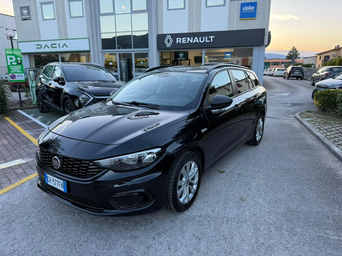 Fiat Tipo SW 1.4 GPL Easy 120cv Noir - 1