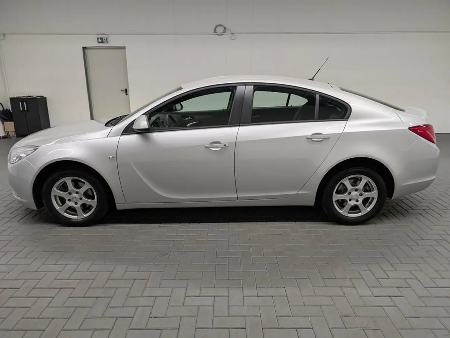 Opel Insignia 1.6 Selection Für Gewerbe, Ex-/Import Silver - 2