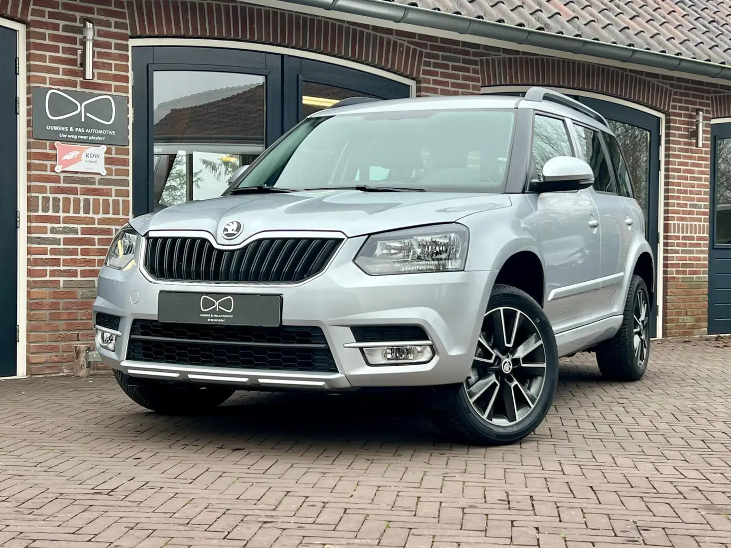 Skoda Yeti 1.4 TSI Greentech Ambition | AIRCO | CRUISE CONTRO Gris - 1