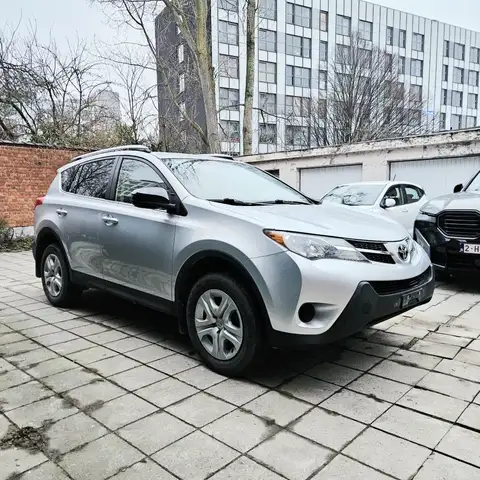 Toyota RAV 4 RAV4 2.0i 4x4 Dynamic.  PRIX EXPORT