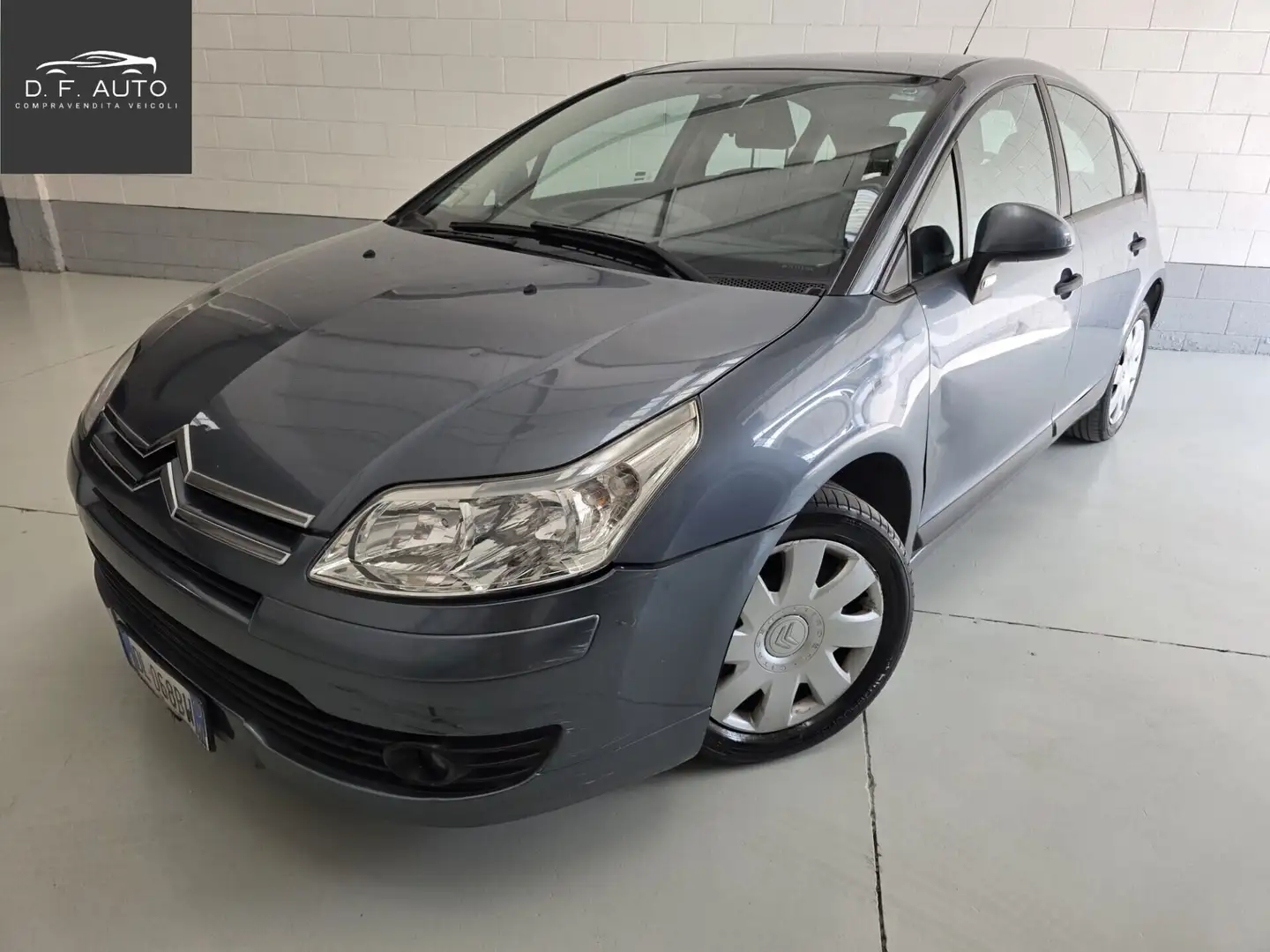 Citroen C4 1.4 Elegance Gpl Gris - 1
