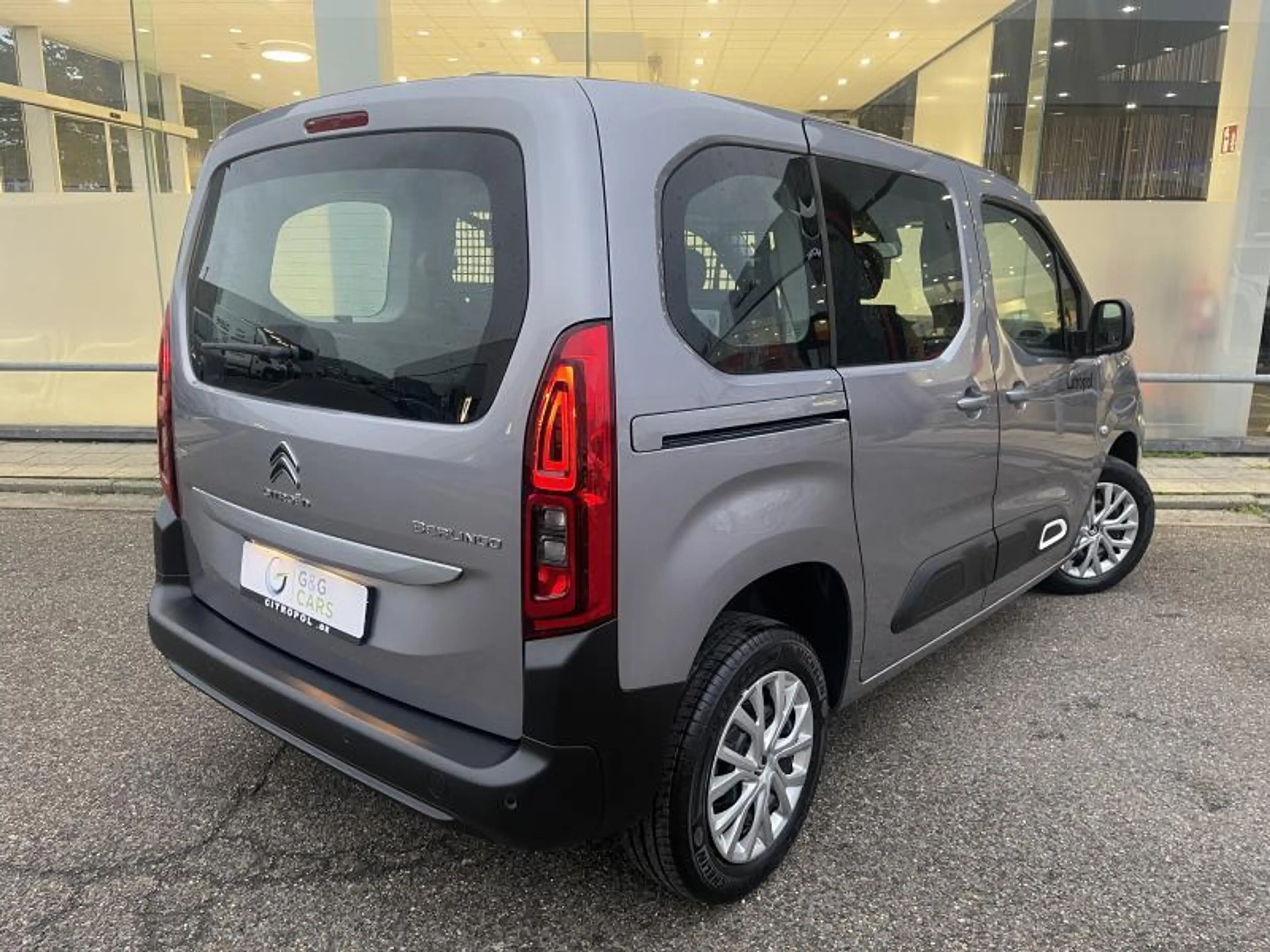 Citroen Berlingo VAN L1 MPV FEEL — photo 12