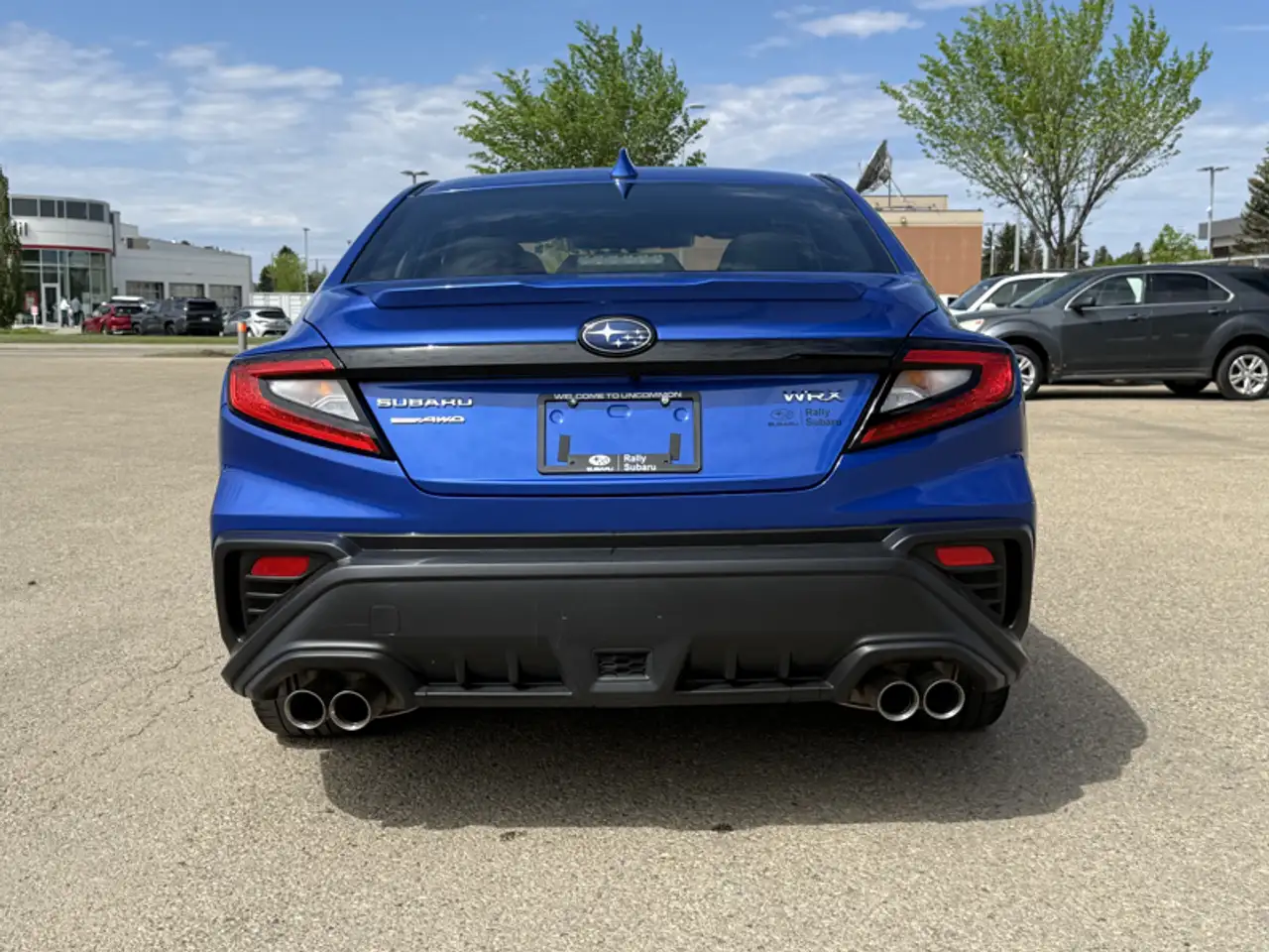 Subaru WRX снимка Subaru WRX