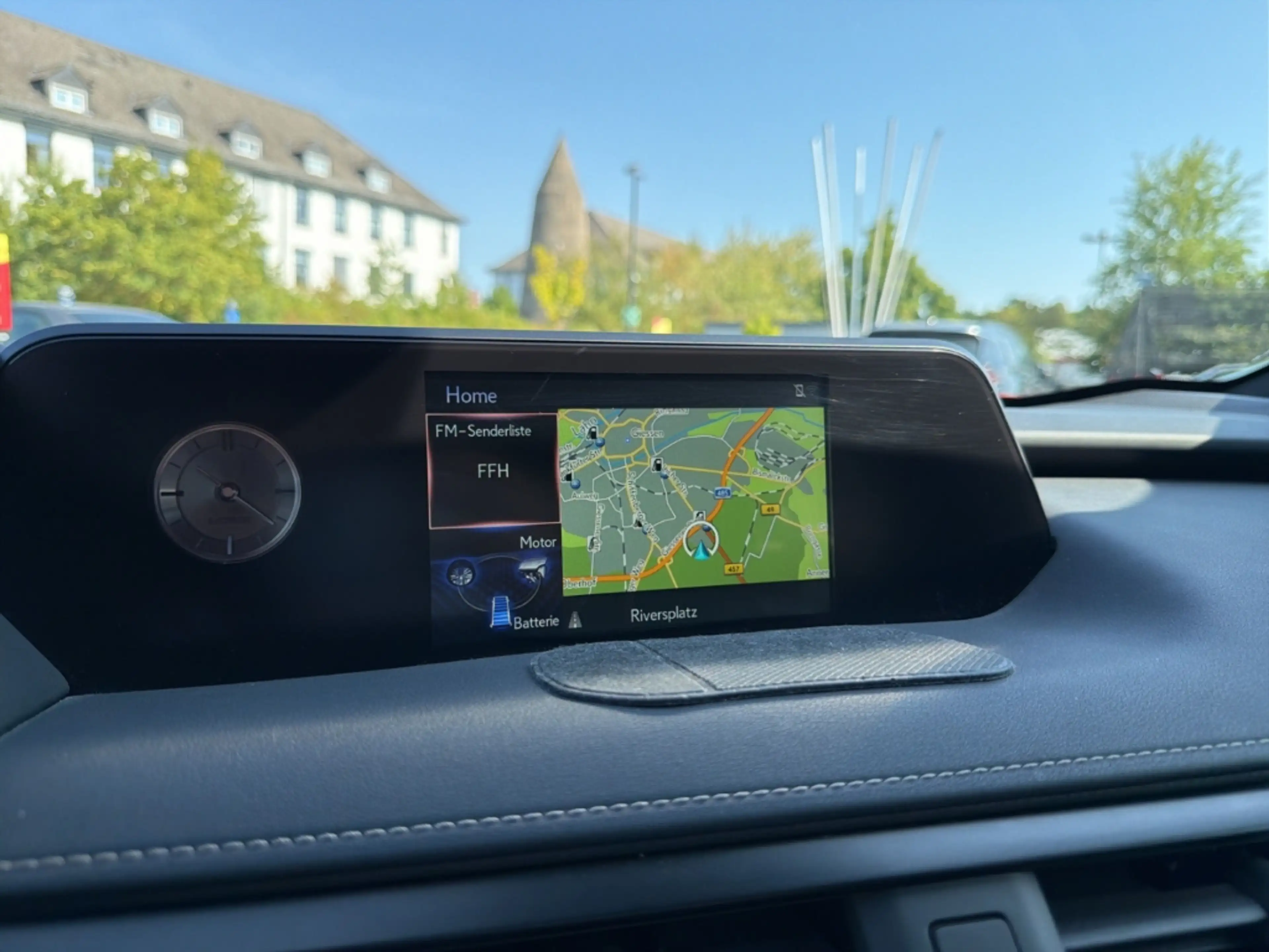 Lexus UX 250h ,Klima+ParkDistanceControl+Sitzhzg+Lenkradhzg+LED+ — photo 15