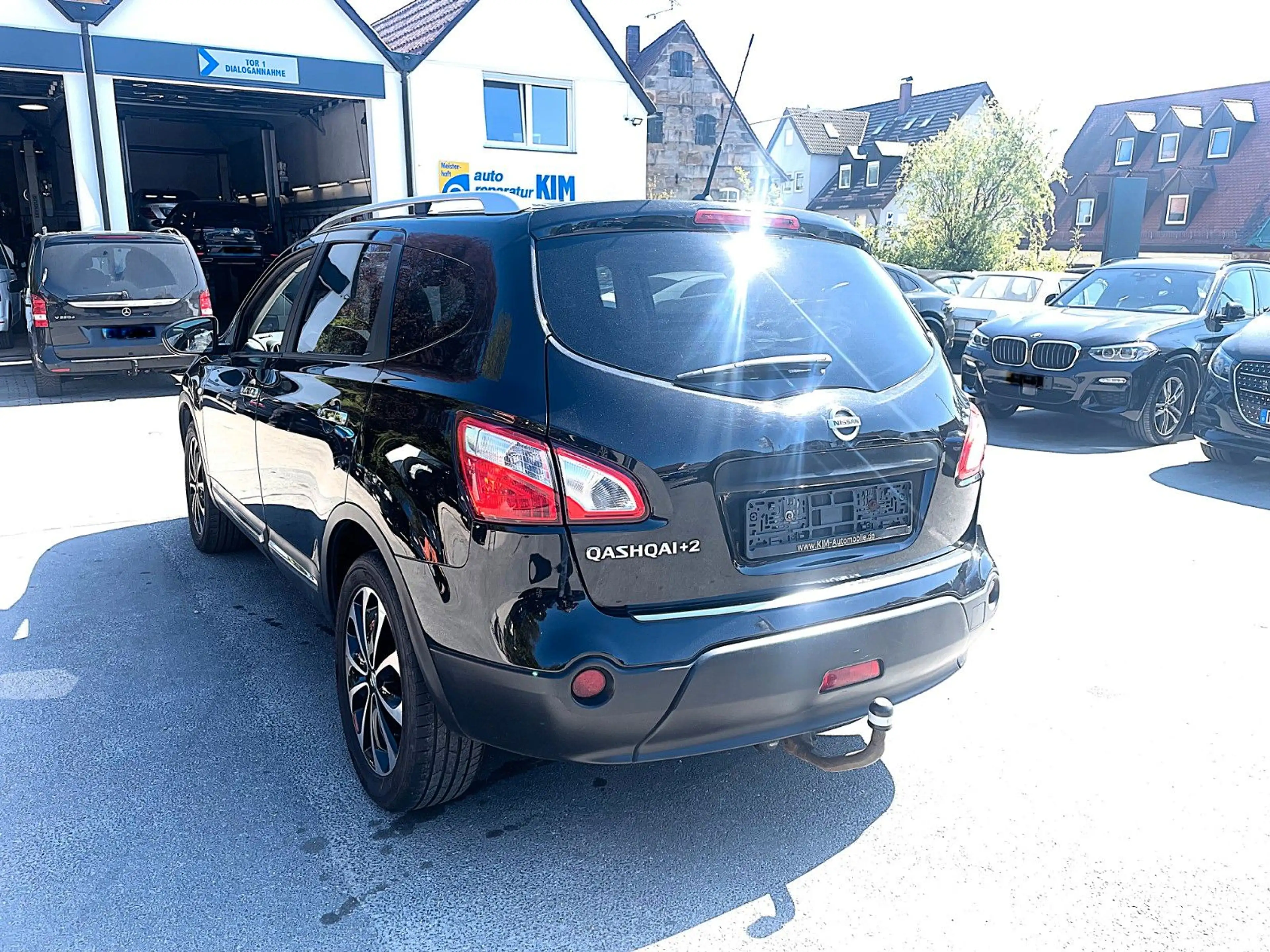 Nissan Qashqai+2 "TOP"PANORAMA/NAVI/7-SITZE/KAMERA/KLIMA — photo 8