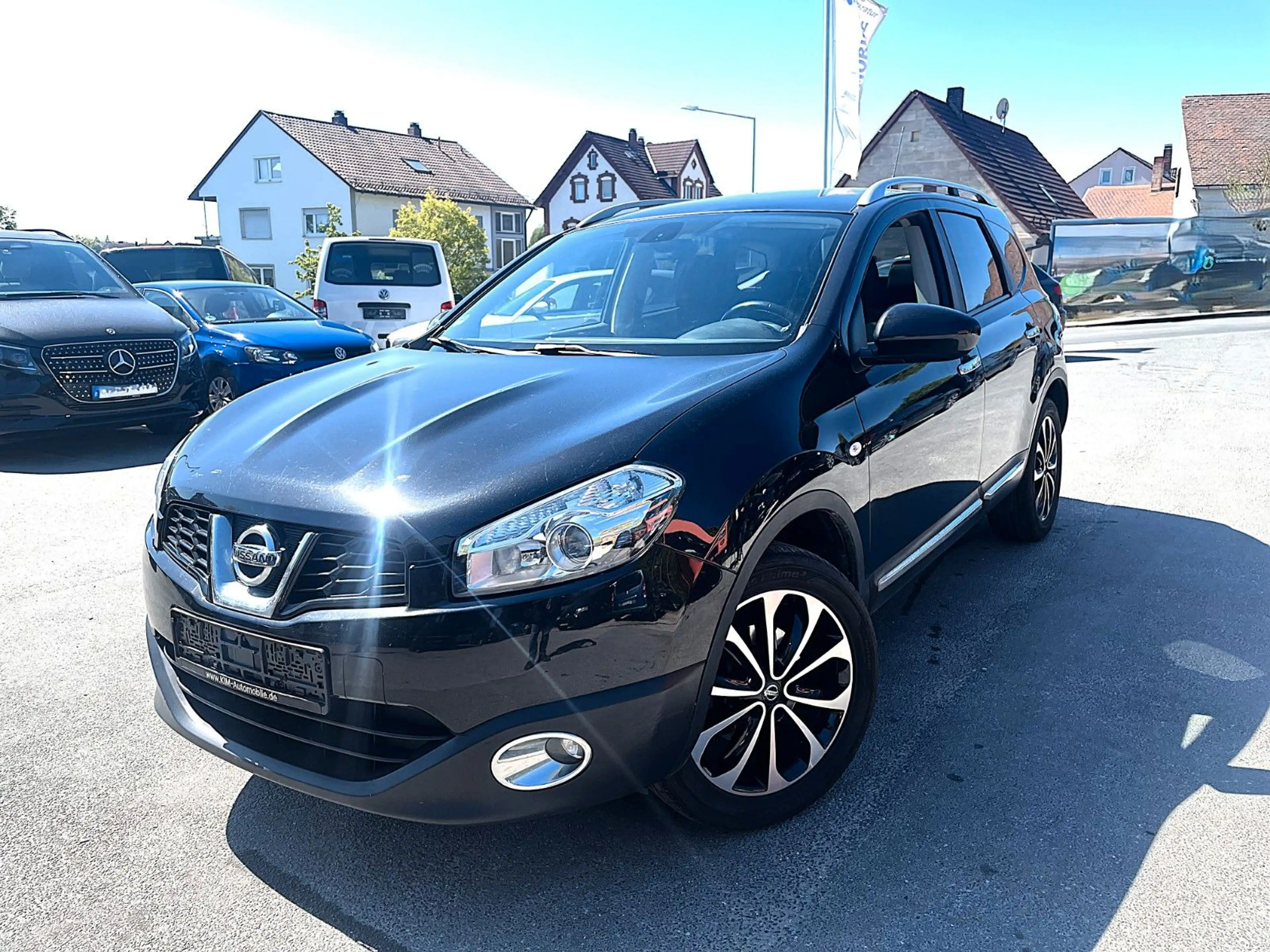 Nissan Qashqai+2 "TOP"PANORAMA/NAVI/7-SITZE/KAMERA/KLIMA
