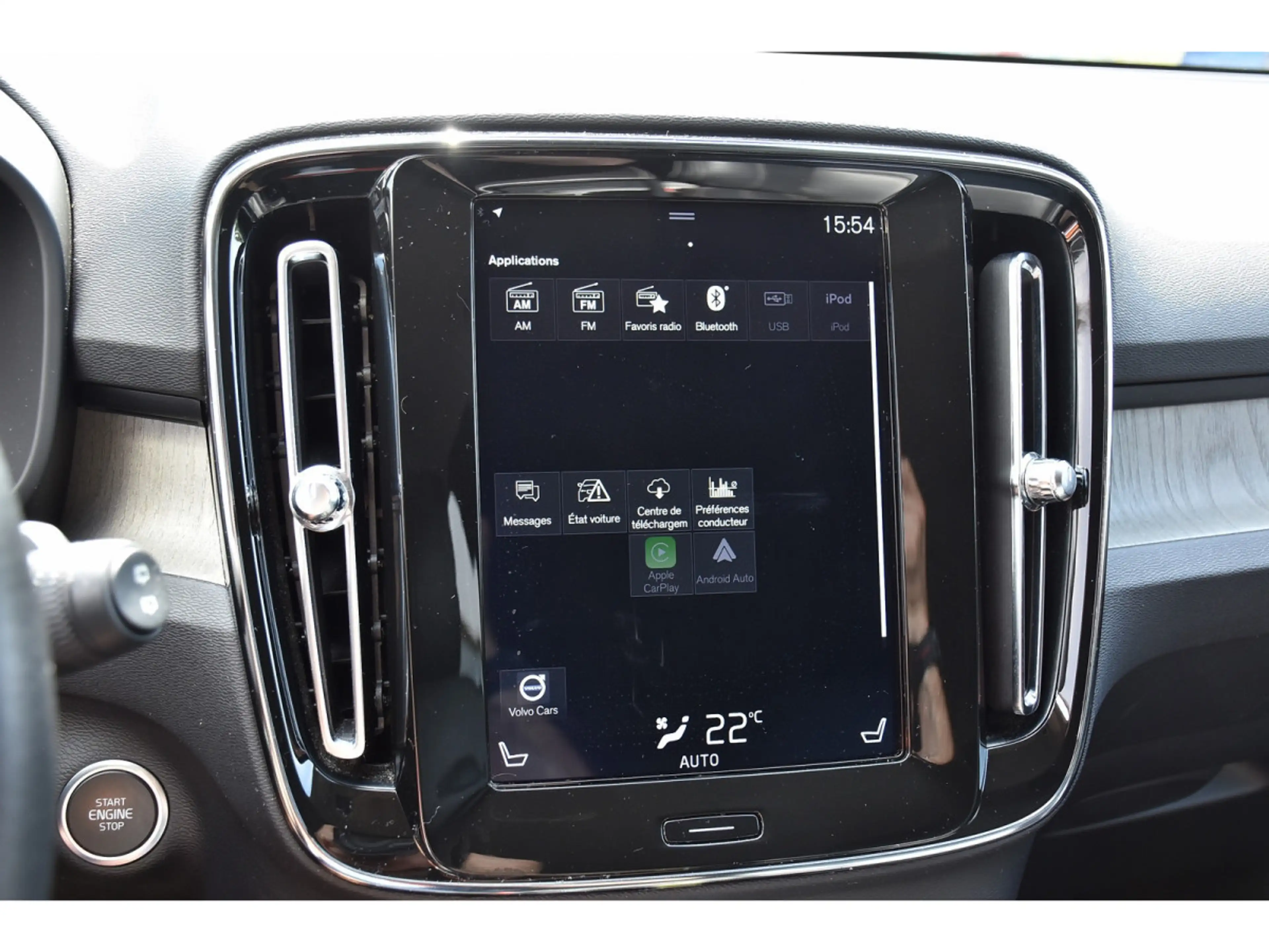 Volvo XC40 1.5 T3 Inscription Gear. CUIR LANE CAM KEYLESS 1°M — photo 11