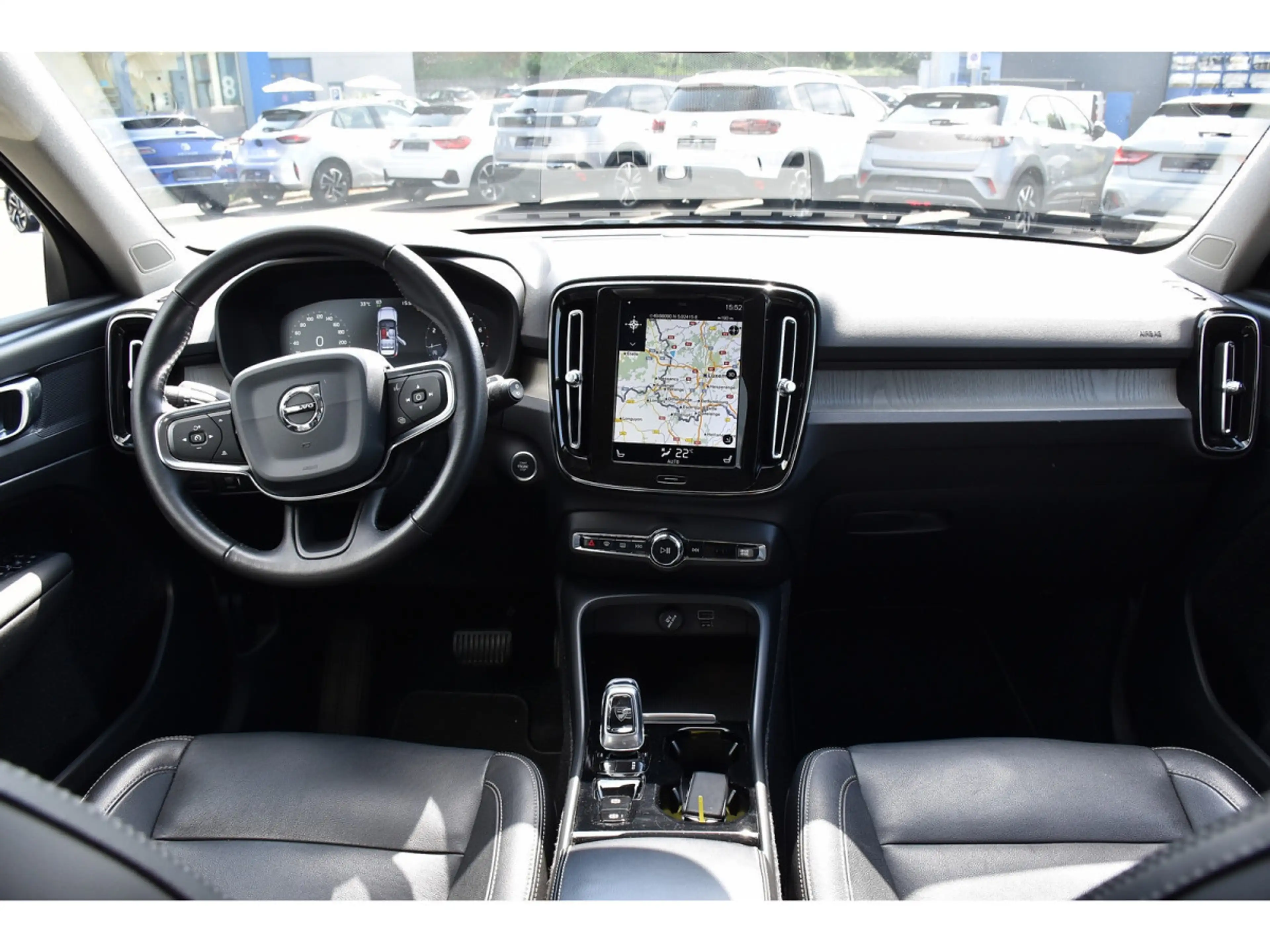 Volvo XC40 1.5 T3 Inscription Gear. CUIR LANE CAM KEYLESS 1°M — photo 9