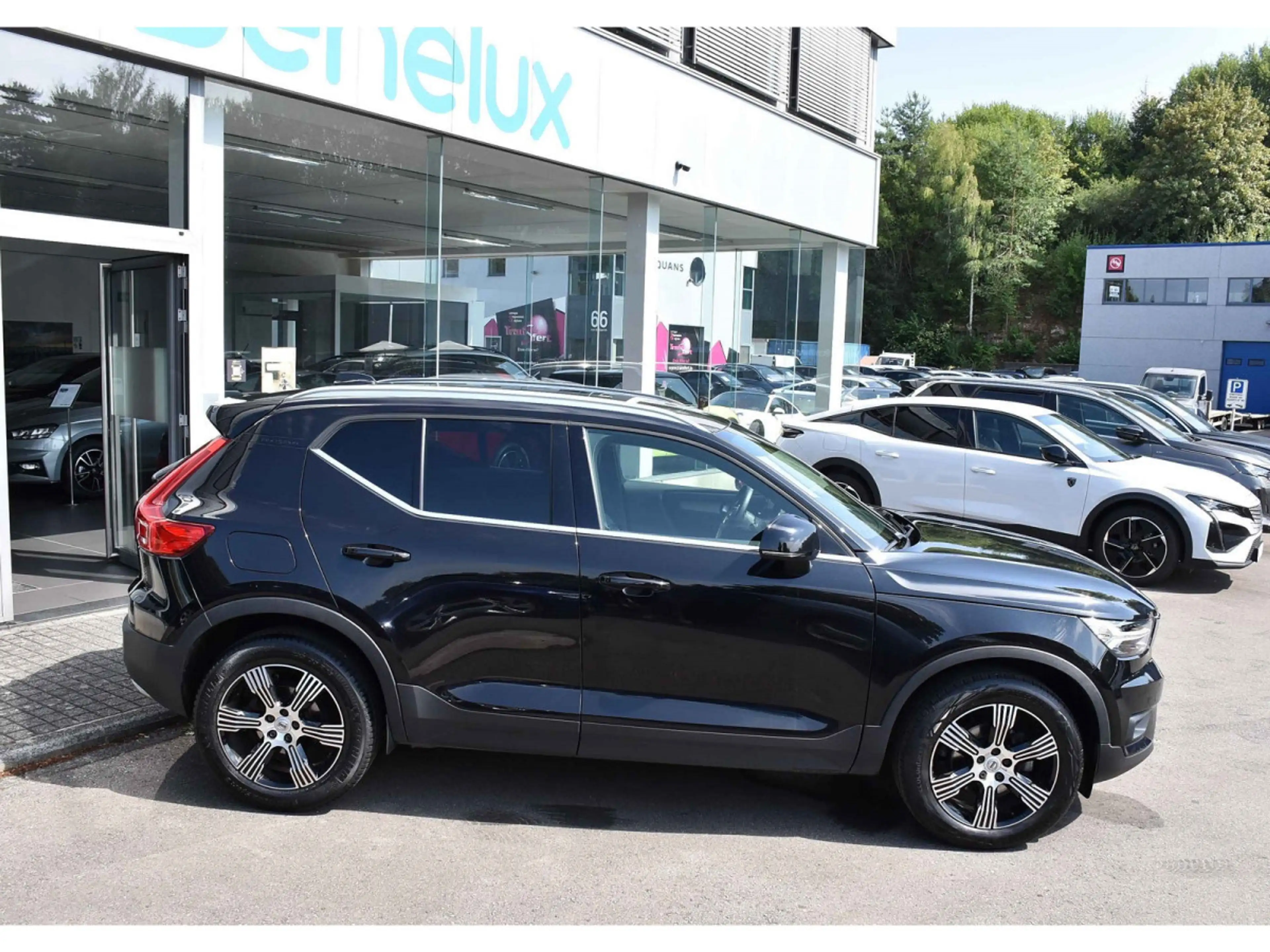 Volvo XC40 1.5 T3 Inscription Gear. CUIR LANE CAM KEYLESS 1°M — photo 3