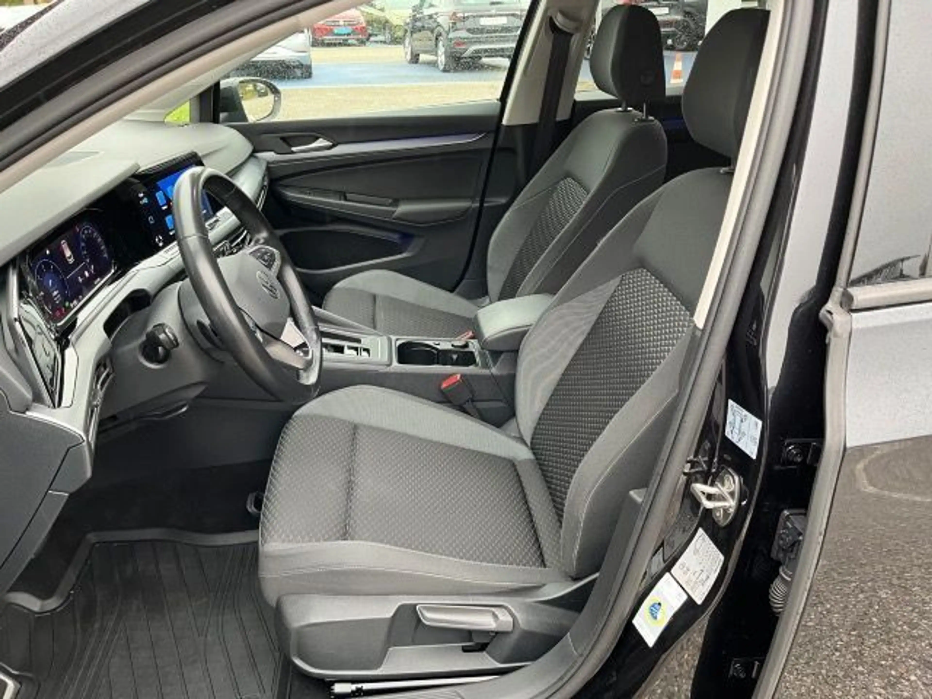 Volkswagen Golf Variant Golf VIII Variant 2,0 TDI DSG Active (RearView+L — photo 8