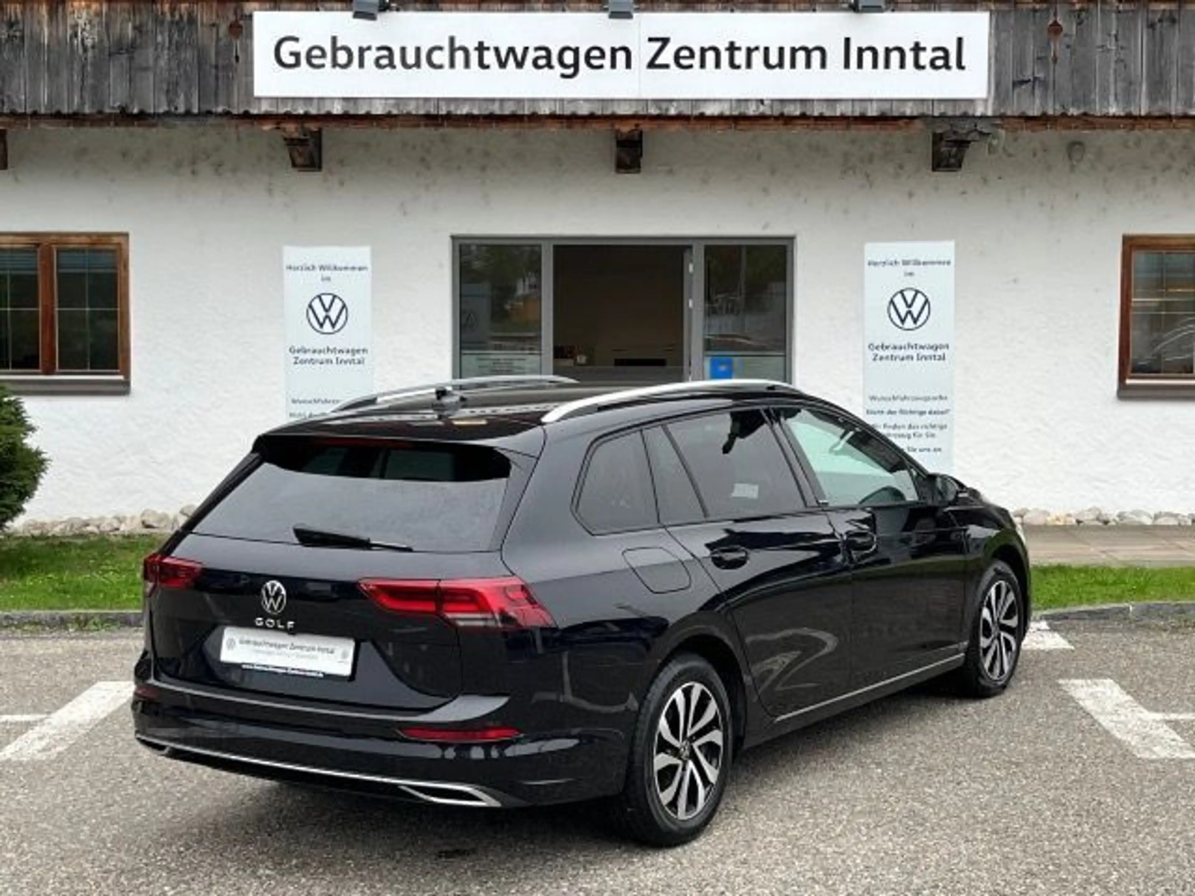 Volkswagen Golf Variant Golf VIII Variant 2,0 TDI DSG Active (RearView+L — photo 4