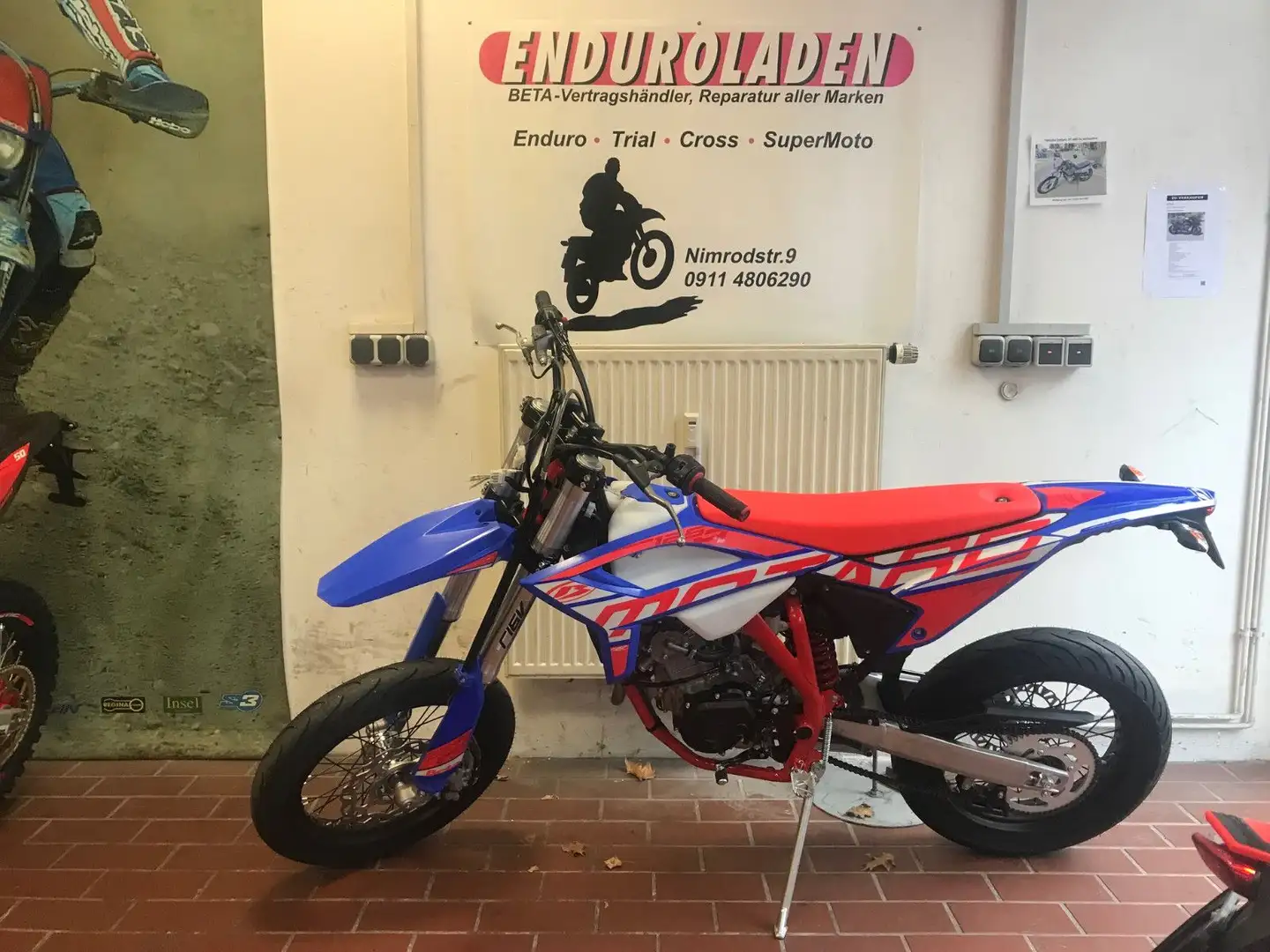 Beta RR 50 Track SPM Motard blau Sonderpreis Blau - 1