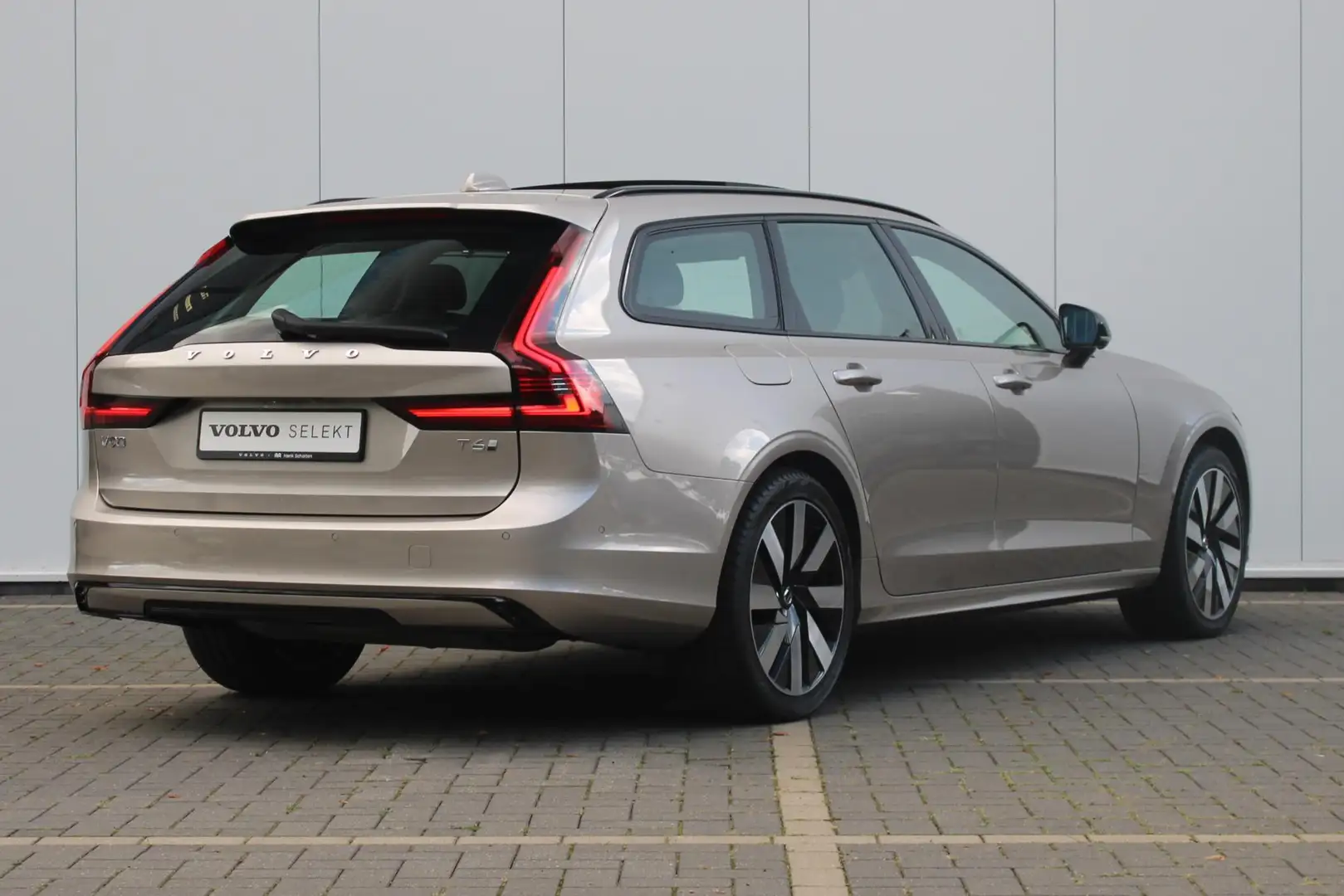 Volvo V90 T6 350PK AWD Ultra Dark | Adaptieve Cruise Control Gris - 2