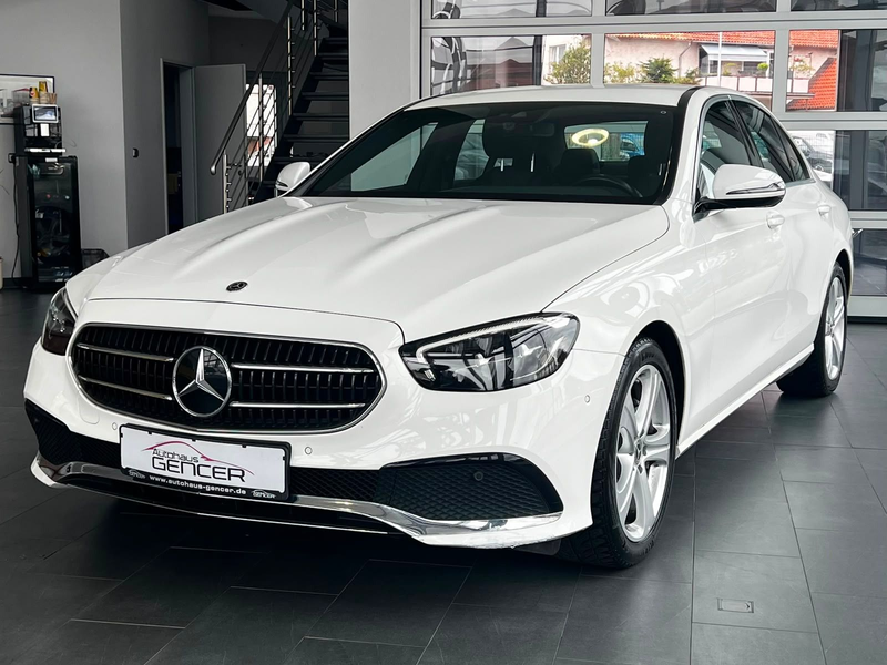 Mercedes-Benz E 220 Limousine 2.0 CDI "LED/R-Kamera/Navi"