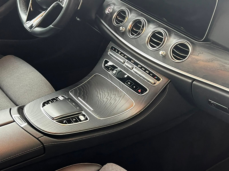 Mercedes-Benz E 220 Limousine 2.0 CDI "LED/R-Kamera/Navi" — photo 15