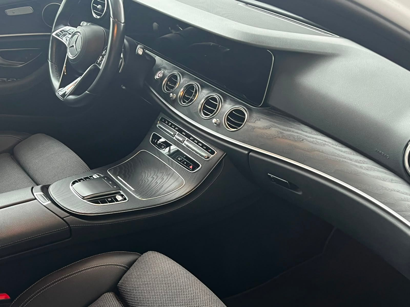 Mercedes-Benz E 220 Limousine 2.0 CDI "LED/R-Kamera/Navi" — photo 14