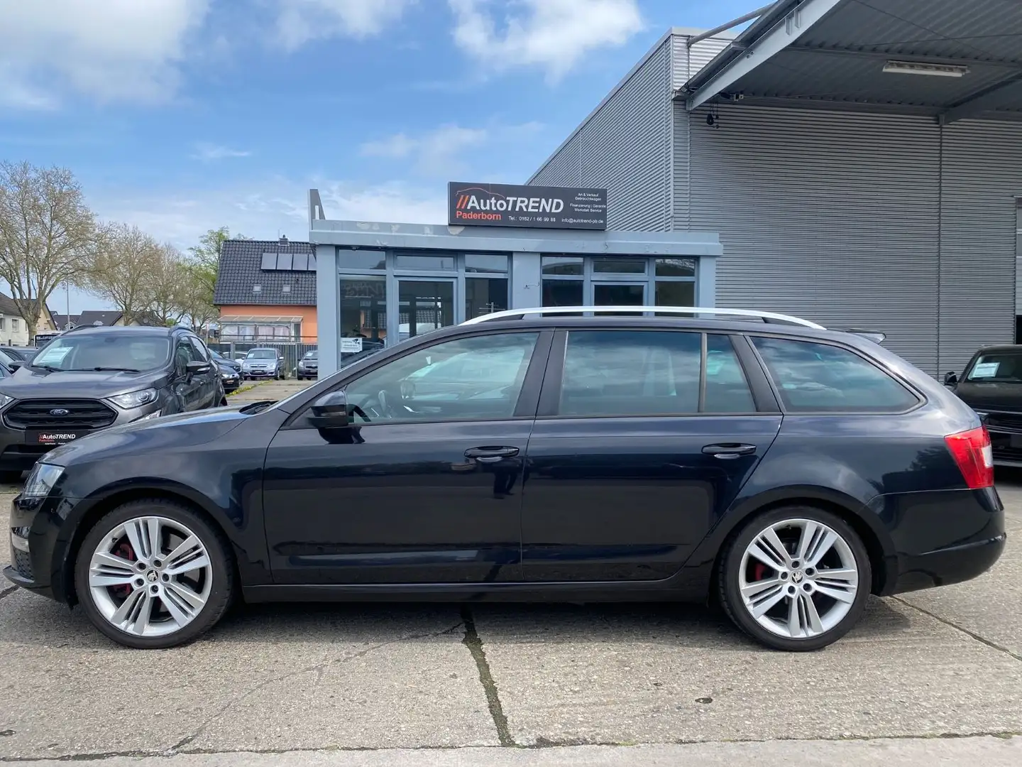 Skoda Octavia Combi RS*Xenon*Navi*PDC Schwarz - 2