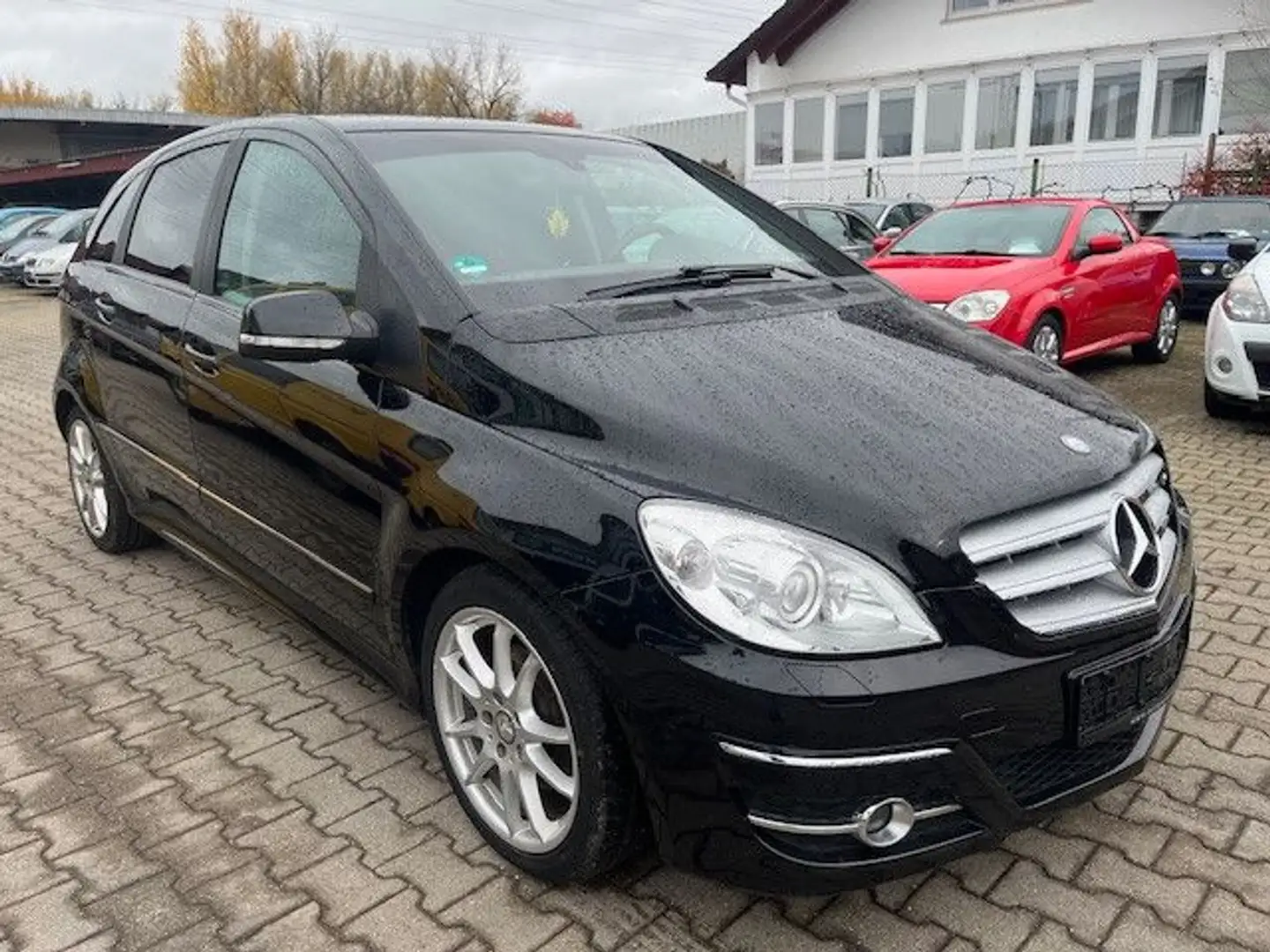 Mercedes-Benz B 200 CDI * AUTOMATIK * MODELLPFLEGE * EU5 * Negru - 1