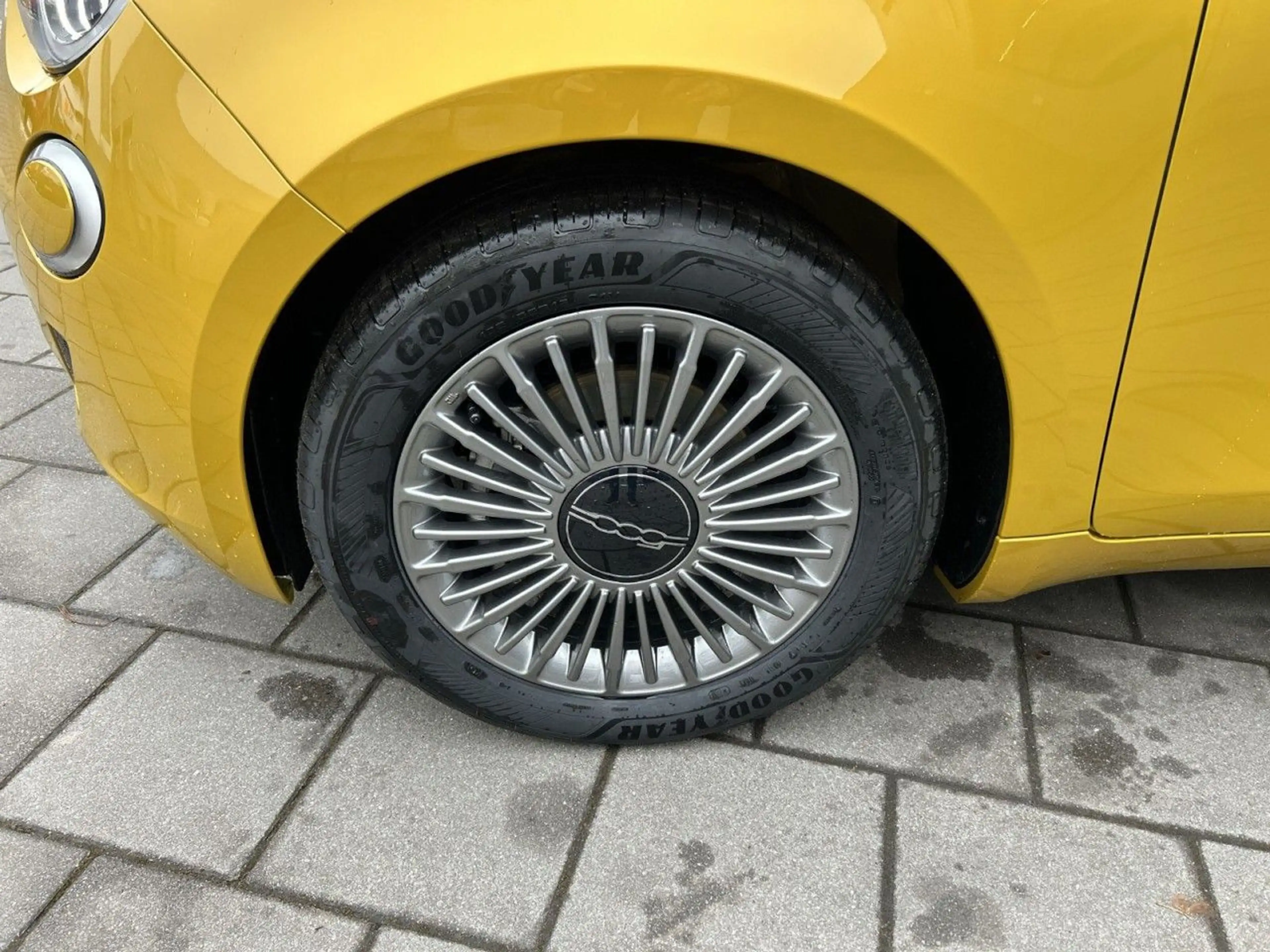 Fiat 500 Hybrid Torino 1.0l 65PS — photo 4
