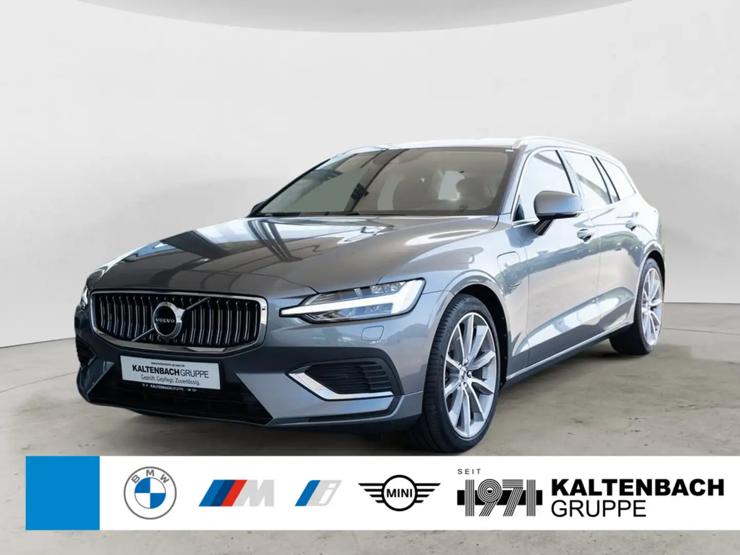 Volvo V60 Recharge T6 AWD Inscription Expression Grau - 1