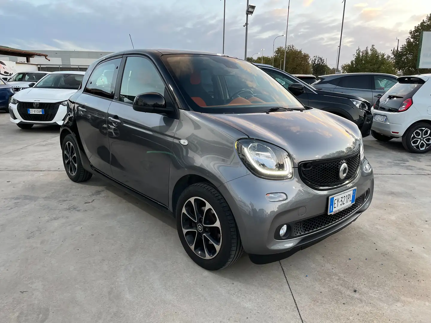 smart forFour Forfour 1.0 Passion 71cv Gris - 1