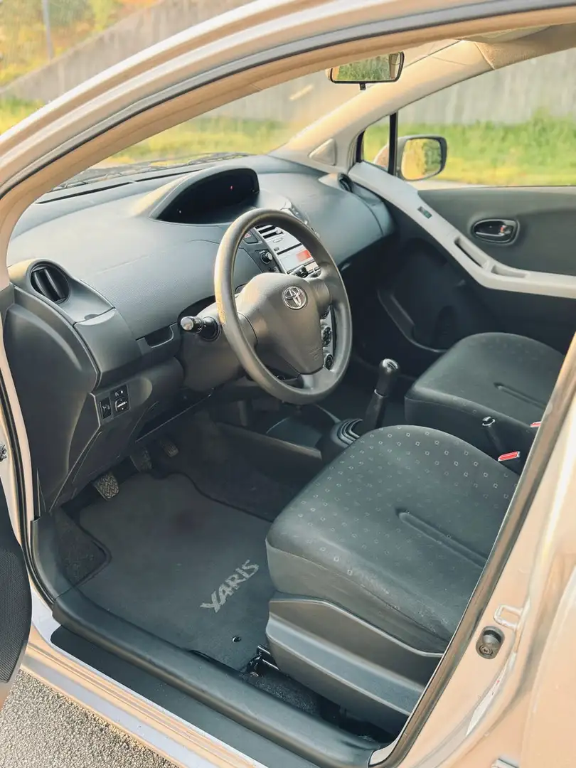 Toyota Yaris Yaris 65 VVT-i Linéa Techno - 2