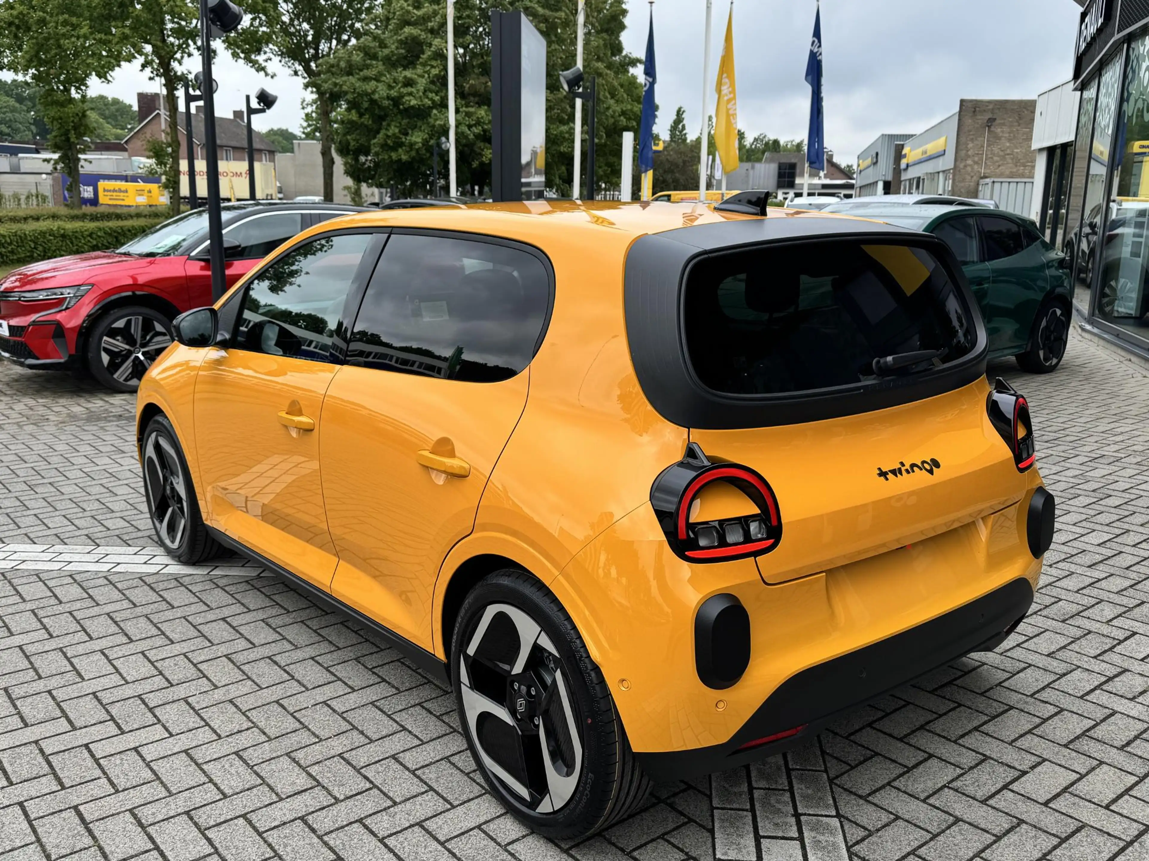 Renault Twingo Techno 80pk Urban Range l V2G l 8 jaar batterijgar — photo 8