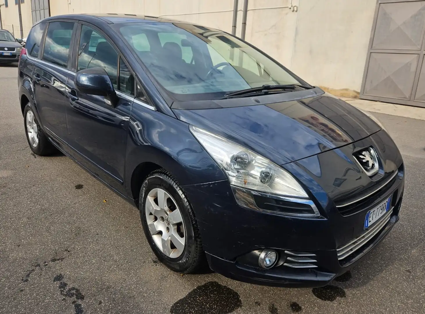 Peugeot 5008 5008 1.6 HDi 115CV Business Bleu - 2