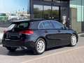 Mercedes-Benz A 180 d Schwarz - thumbnail 2