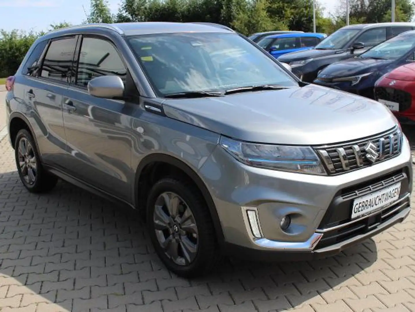 Suzuki Vitara 1.4 Boosterjet Hybrid Automatik Comfort Gris - 2