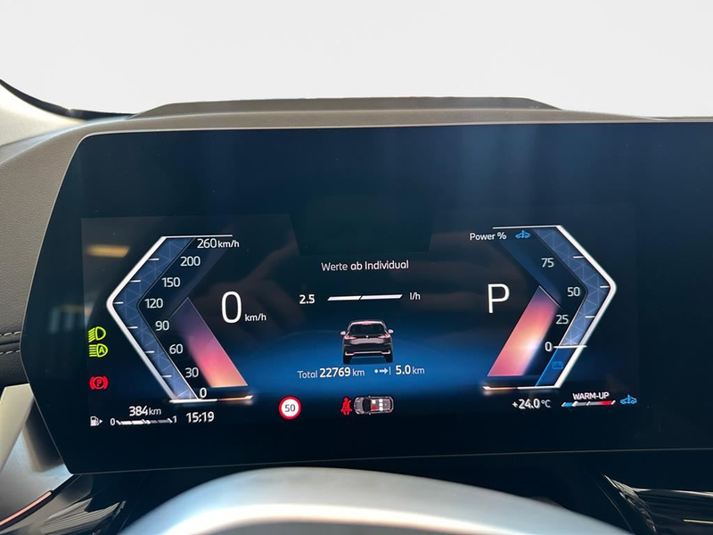 BMW 218 Luxury Line — photo 13