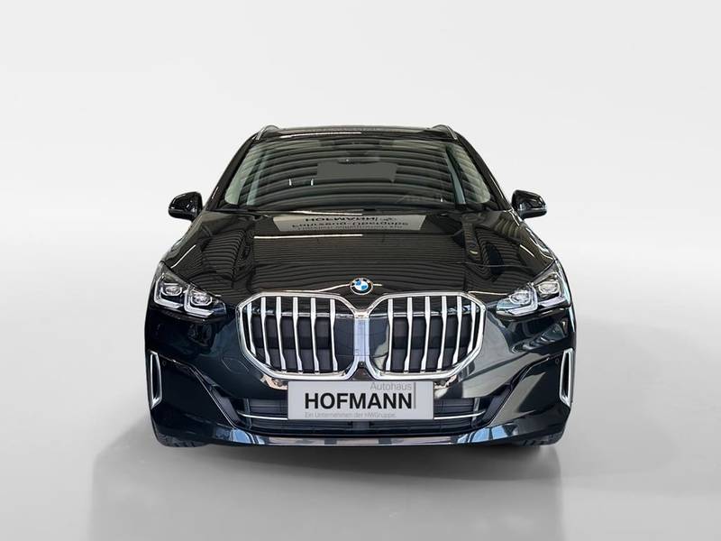 BMW 218 Luxury Line — photo 2