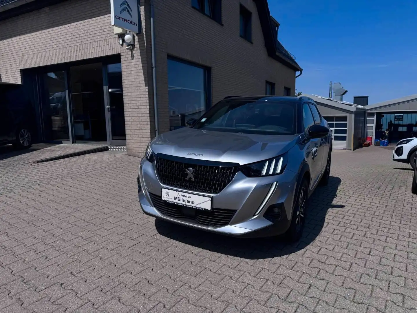 Peugeot 2008 GT PUTE130 EAT Argento - 2