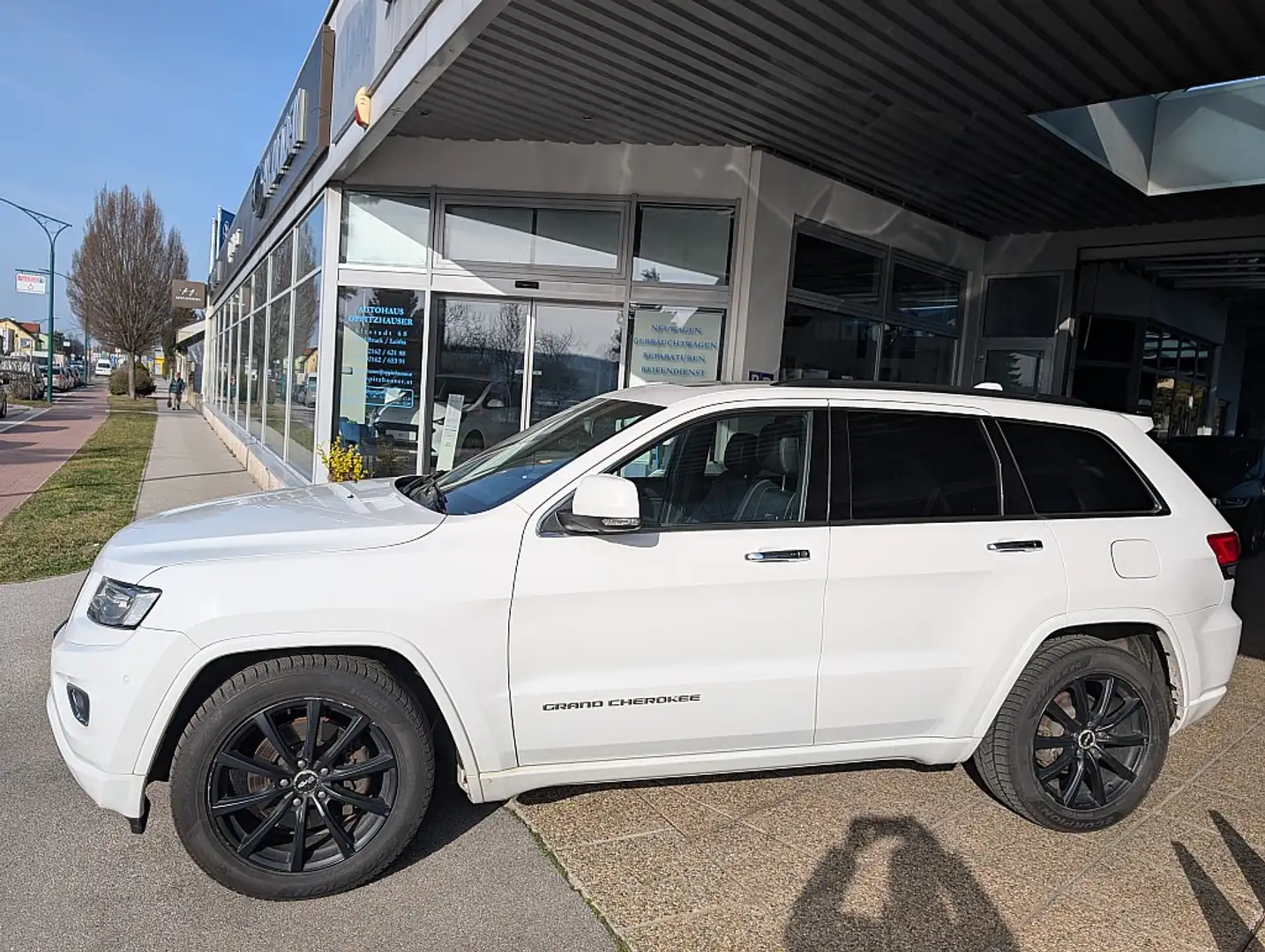 Jeep Grand Cherokee 3,0 V6 CRD Summit Weiß - 2