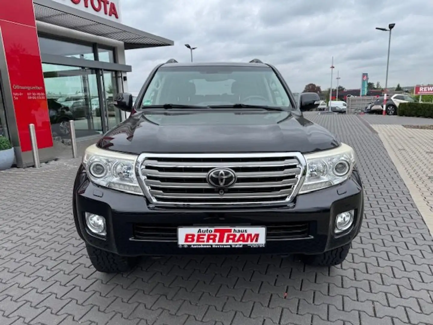Toyota Land Cruiser V8 Arctic Truck Чёрный - 2