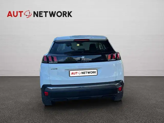 Peugeot 3008 view 6