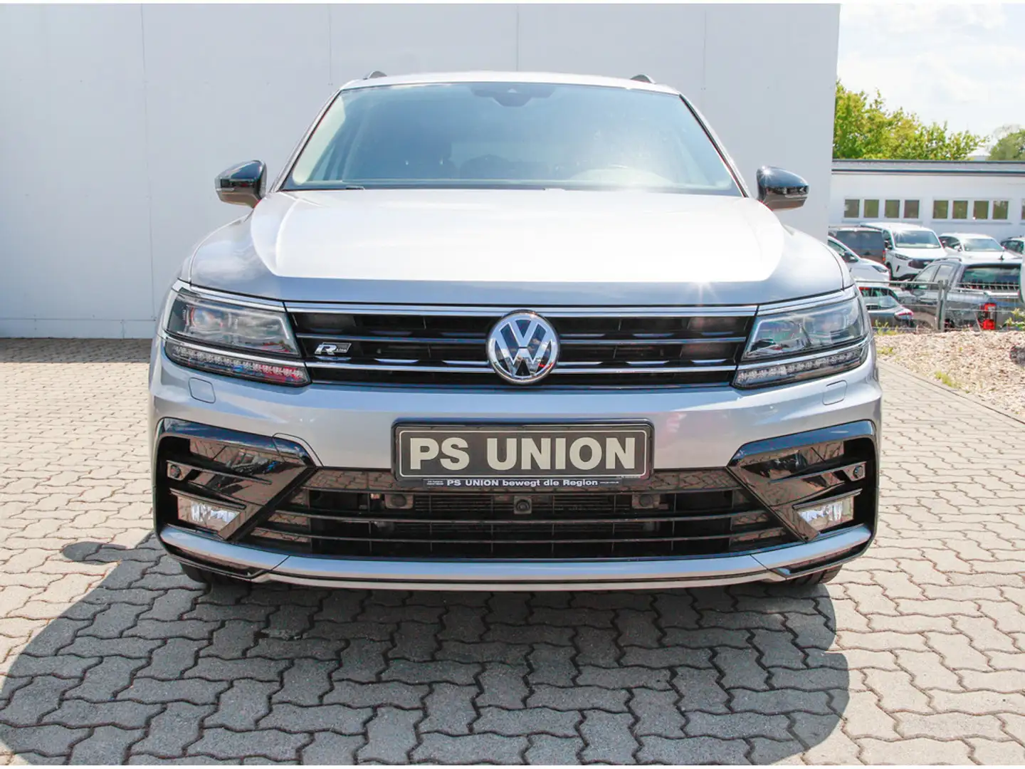 Volkswagen Tiguan Allspace 2.0 TDI Highline 4Motion 360° Plateado - 2