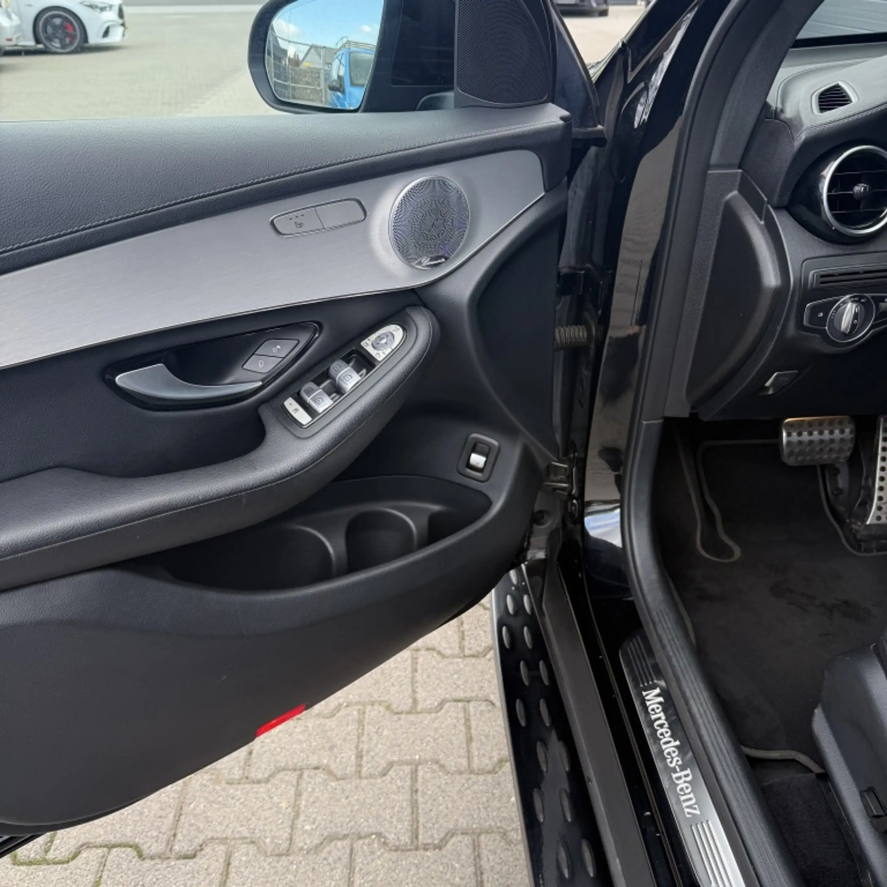 Mercedes-Benz GLC 250 Coupé 4MATIC Edition 1 — photo 14