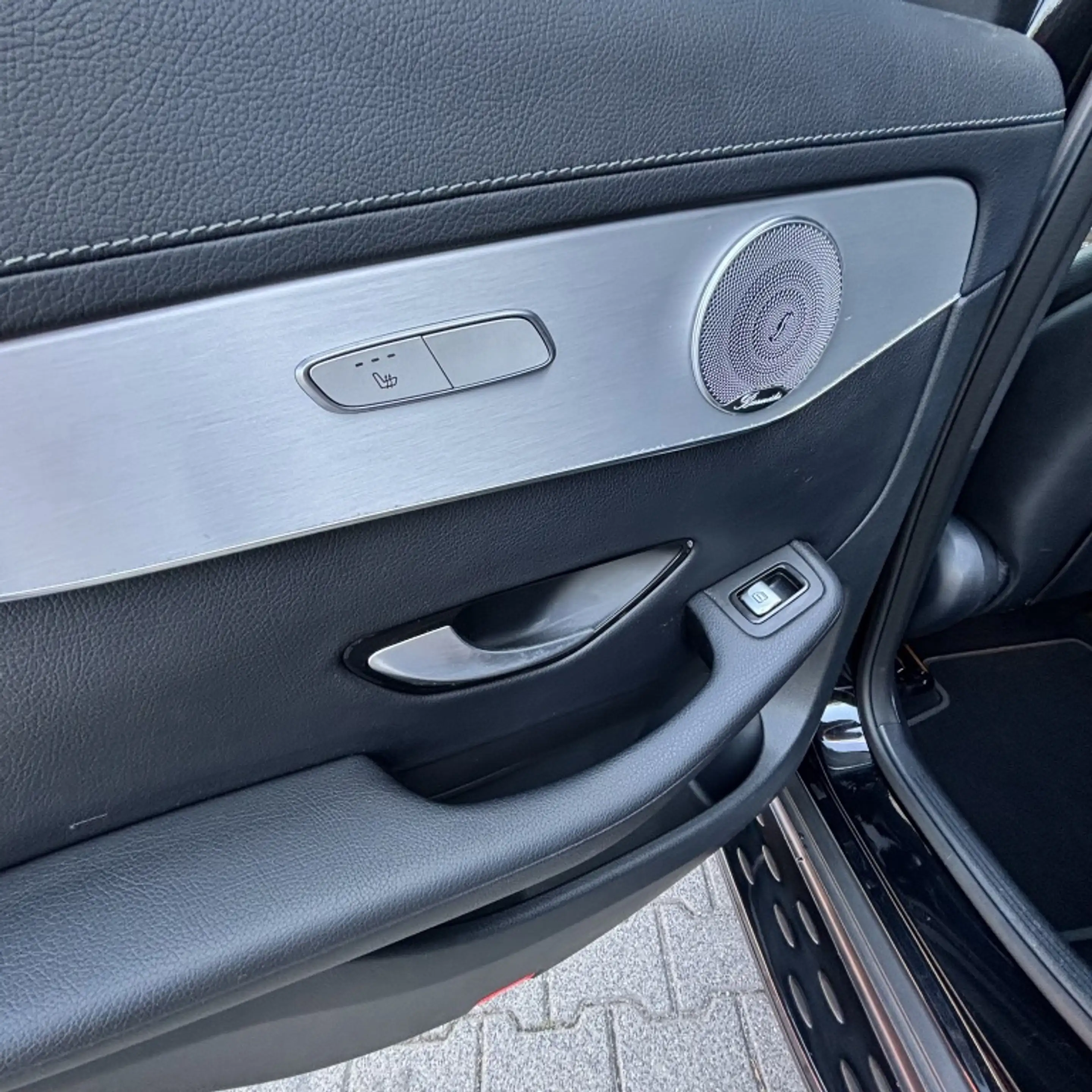 Mercedes-Benz GLC 250 Coupé 4MATIC Edition 1 — photo 15