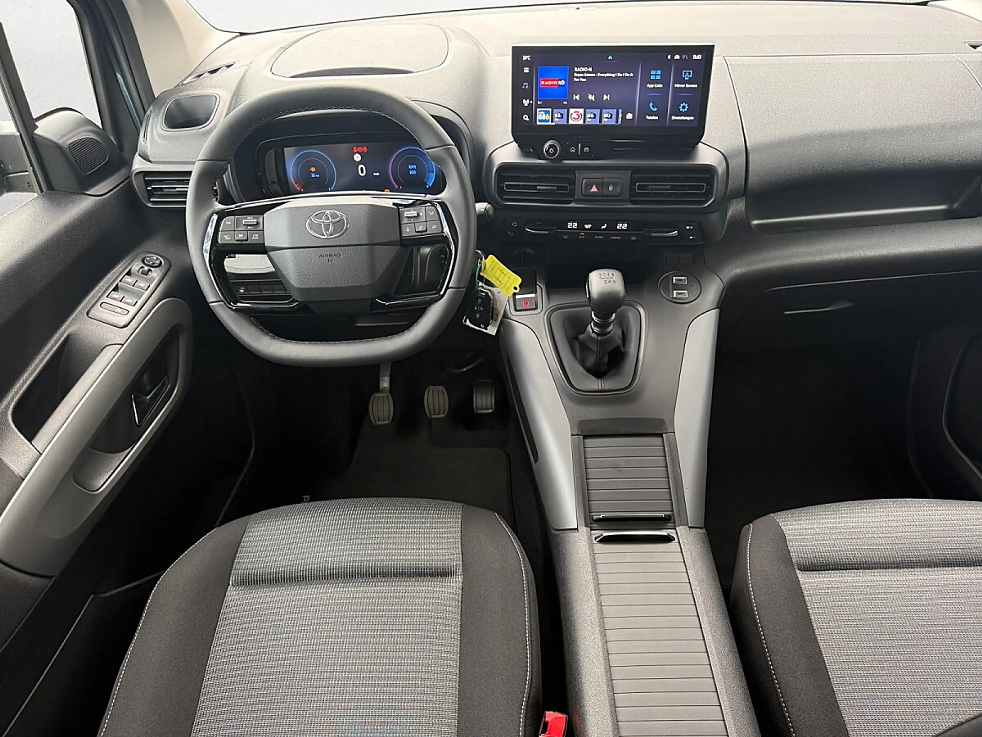 Toyota Proace City Verso Teamplayer L1 1,5 Diesel | 6-Gang | ab 32... — photo 14