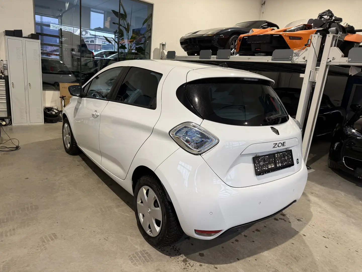 Renault ZOE Zoe Q210 22kWh Intens KAUFAKKU Intens Weiß - 2