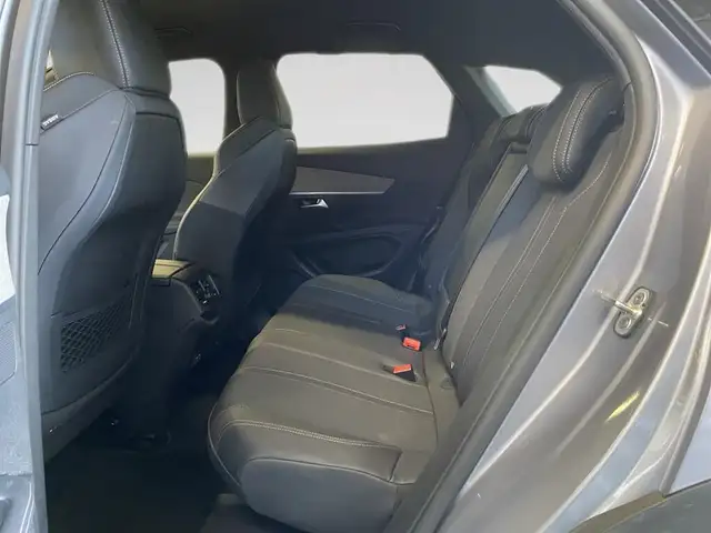 Peugeot 3008 view 8