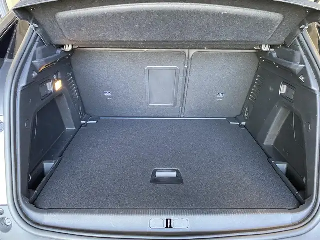 Peugeot 3008 view 9