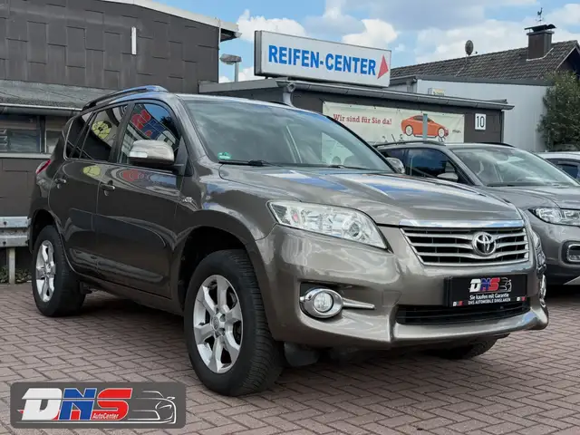 Toyota RAV4 Life / Automatik / Allrad 4x4