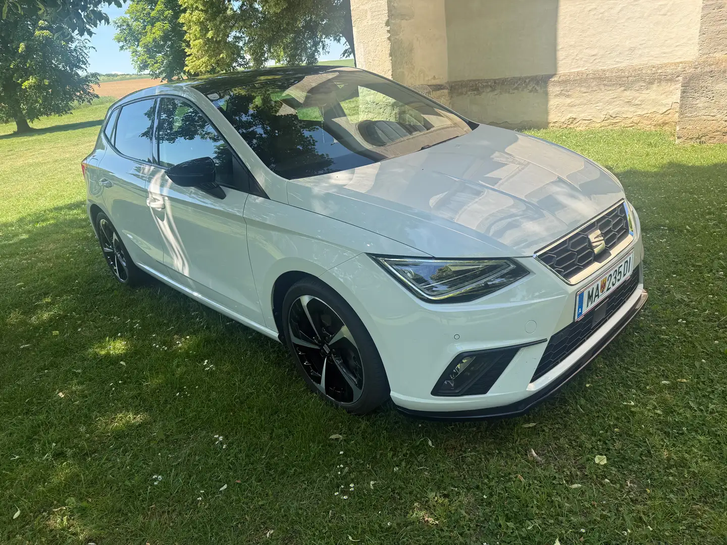 SEAT Ibiza Ibiza ST Style 1,0 ECO TSI Start-Stopp Style Weiß - 1