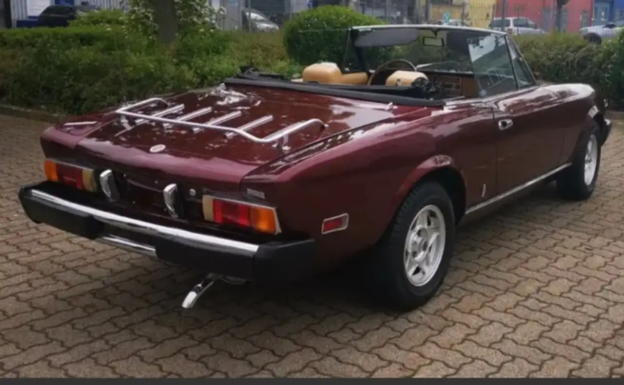 Alfa Romeo Spider 124, foto 5