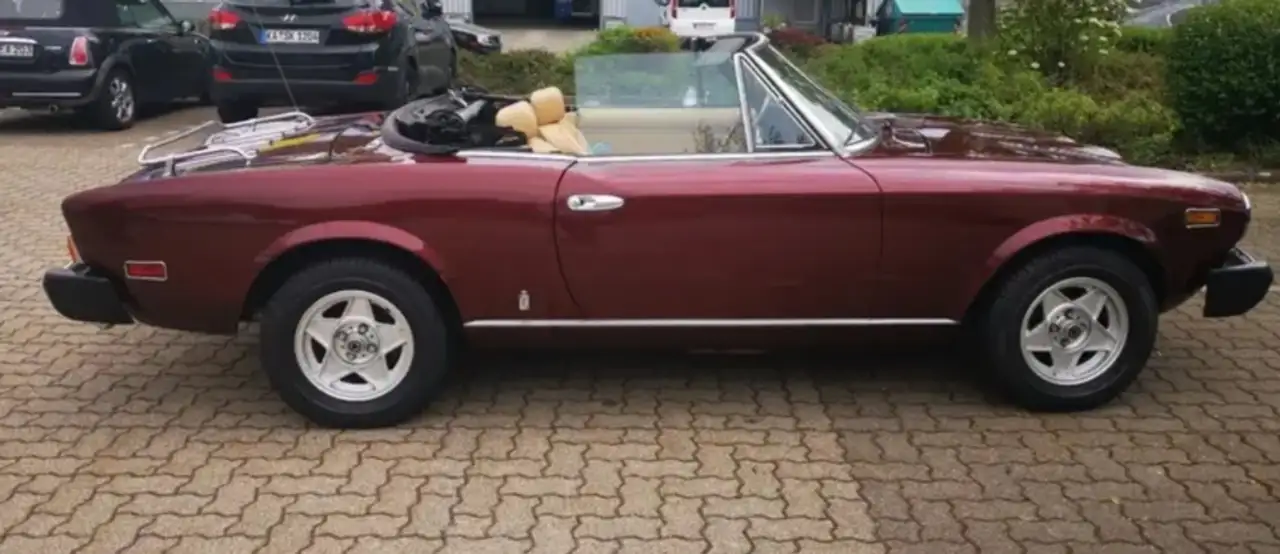 Alfa Romeo Spider 124, foto 6
